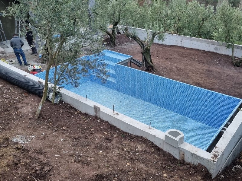 Naturel Seri Gizli Taşmalı Yüzme Havuzu – İzmir / Çeşme